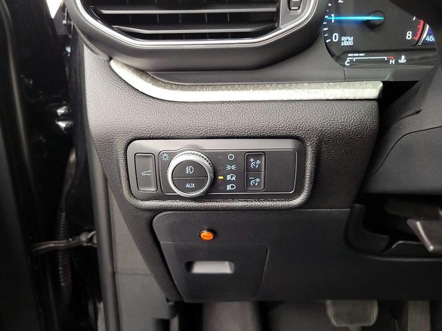 Photo of 2021 Black Ford Explorer