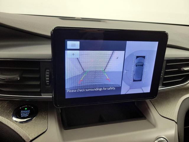 Photo of 2021 Black Ford Explorer