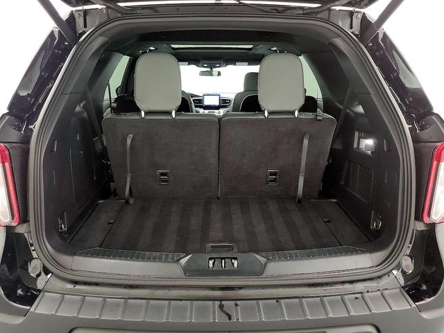 Photo of 2021 Black Ford Explorer