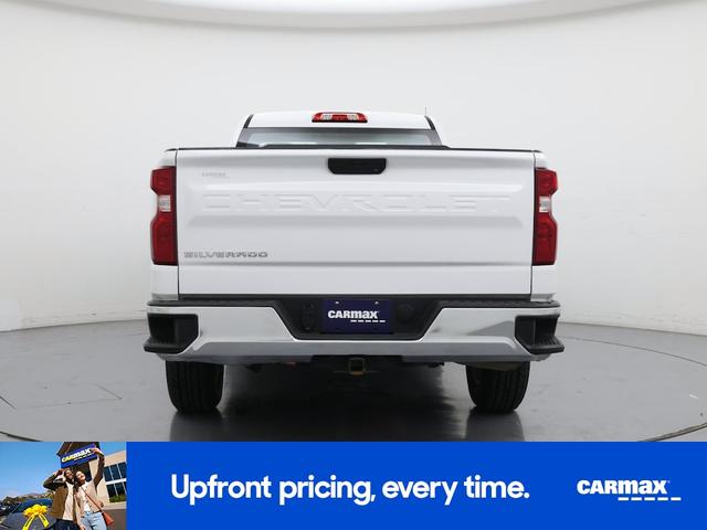 Photo of 2021 White Chevrolet Silverado 1500
