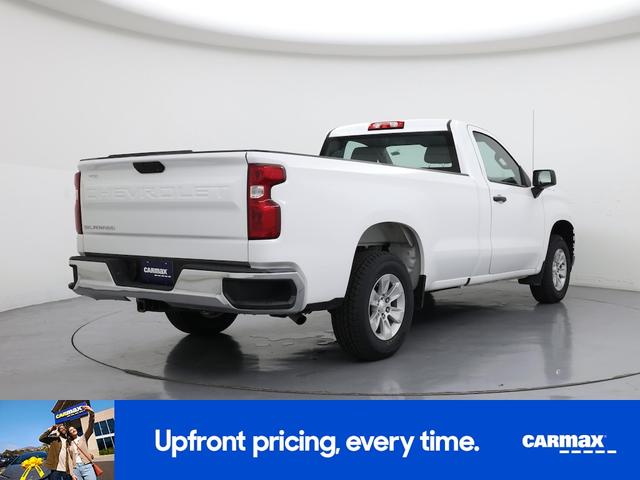 Photo of 2021 White Chevrolet Silverado 1500