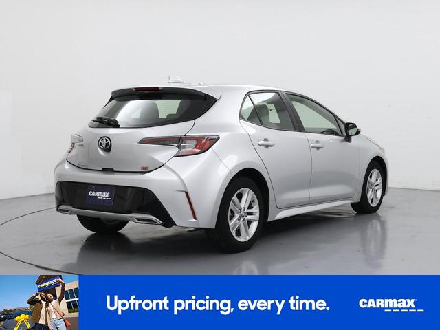 Photo of 2022 Silver Toyota Corolla Hatchback