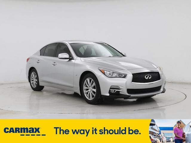 2015 Infiniti Q50