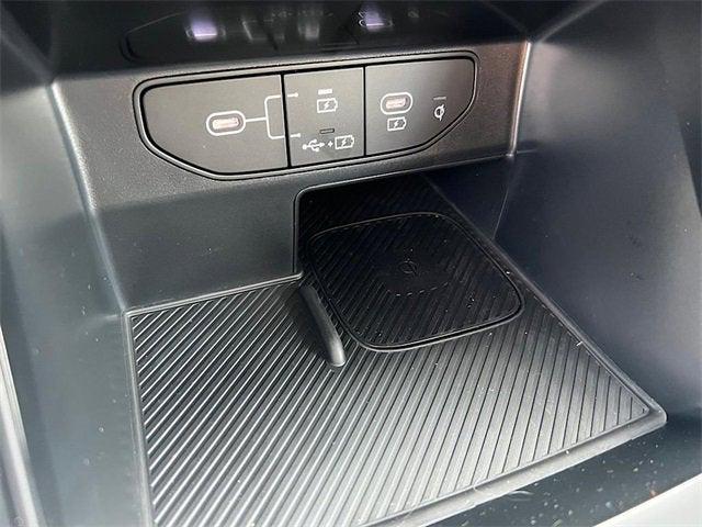 Photo of 2025 Everlasting Silver Kia Sorento