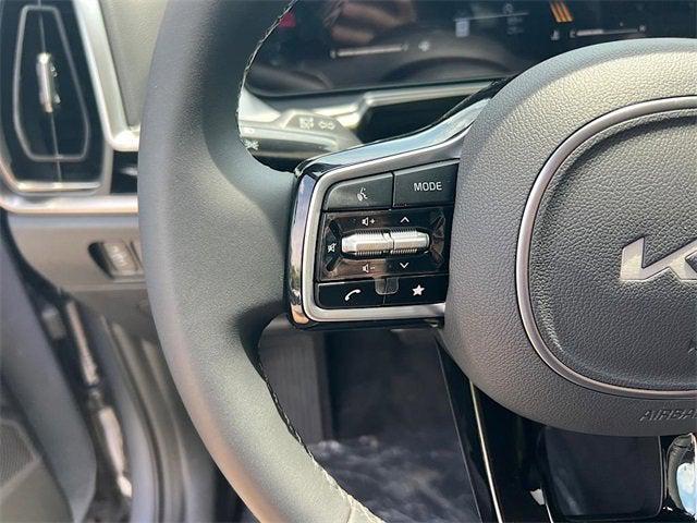 Photo of 2025 Everlasting Silver Kia Sorento