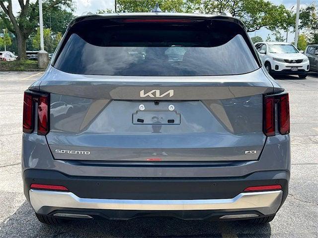 Photo of 2025 Everlasting Silver Kia Sorento