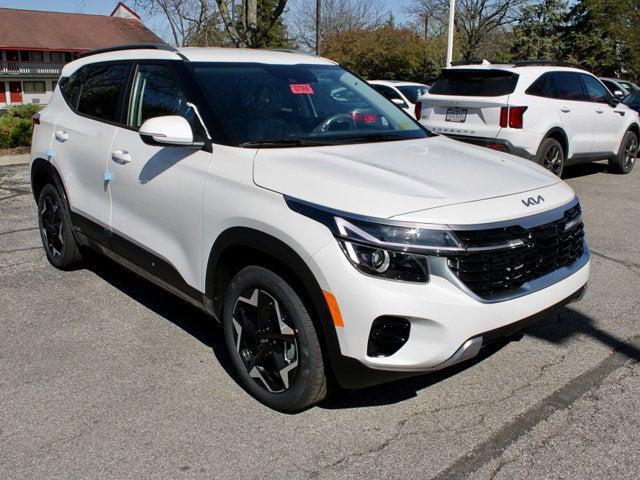 Photo of 2025 Snow White Pearl Kia Seltos