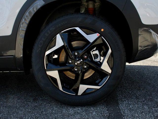 Photo of 2025 Snow White Pearl Kia Seltos