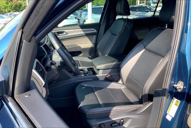 Photo of 2022 Tourmaline Blue Metallic Volkswagen Atlas Cross Sport
