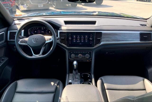 Photo of 2022 Tourmaline Blue Metallic Volkswagen Atlas Cross Sport