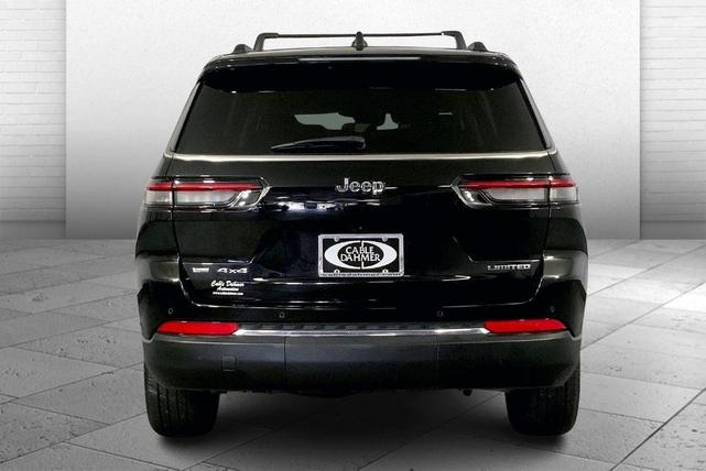 Photo of 2021 Diamond Black Jeep Grand Cherokee L