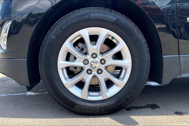 Photo of 2019 Mosaic Black Metallic Chevrolet Equinox