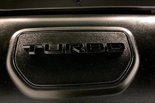 Photo of 2023 Bright White Clearcoat Jeep Compass