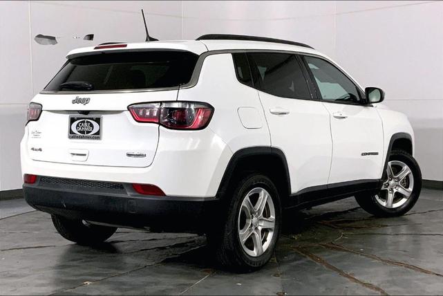 Photo of 2023 Bright White Clearcoat Jeep Compass