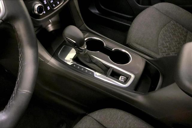 Photo of 2023 Summit White Chevrolet Equinox