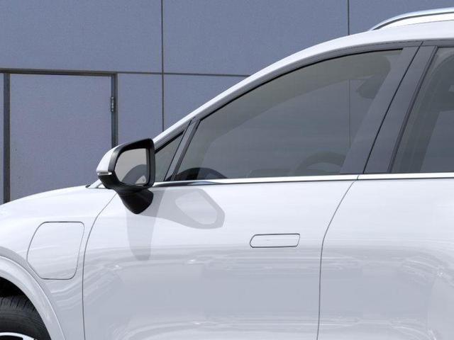 Photo of 2025 Summit White Chevrolet Equinox EV