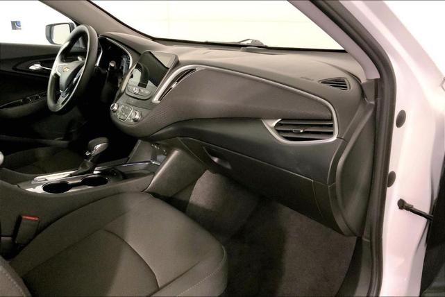Photo of 2023 Summit White Chevrolet Malibu