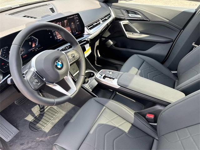 Photo of 2025 Space Silver Metallic BMW X1