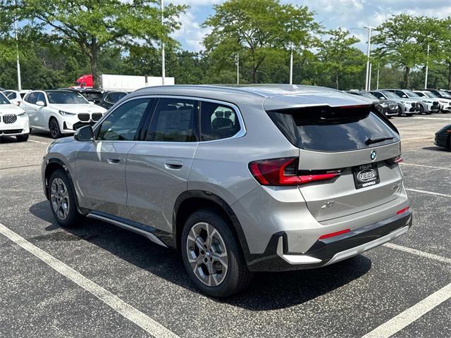 Photo of 2025 Space Silver Metallic BMW X1