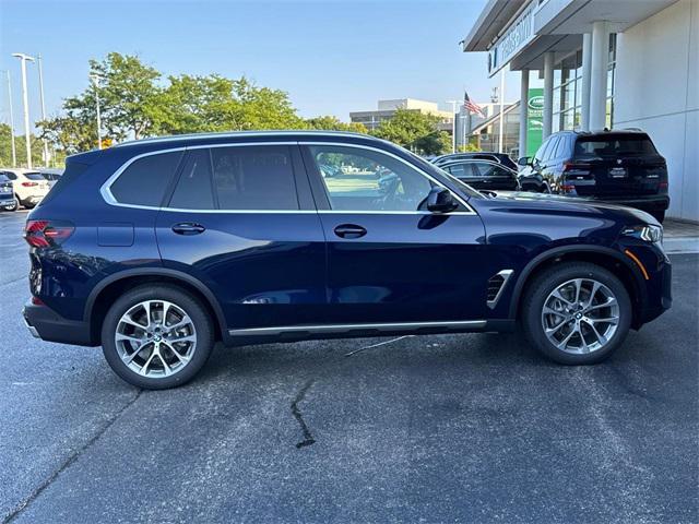 Photo of 2026 Tanzanite Blue II Metallic BMW X5
