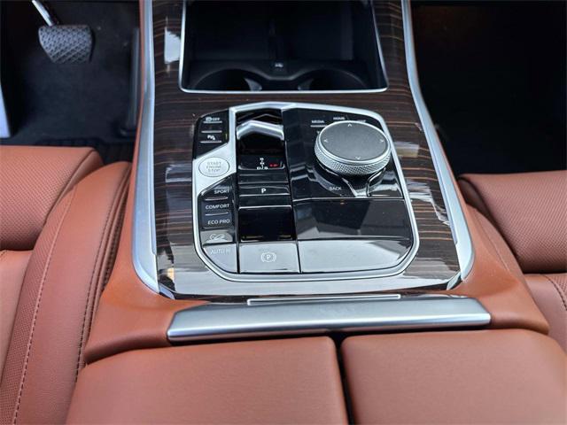 Photo of 2026 Tanzanite Blue II Metallic BMW X5