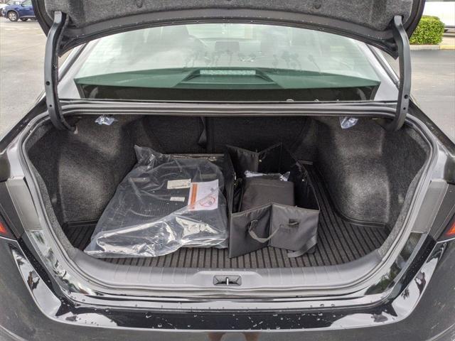 Photo of 2025 Super Black Clearcoat Nissan Altima
