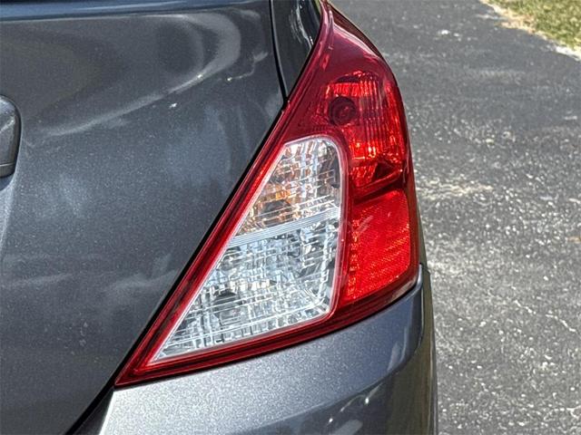 Photo of 2019 Gun Metallic Nissan Versa