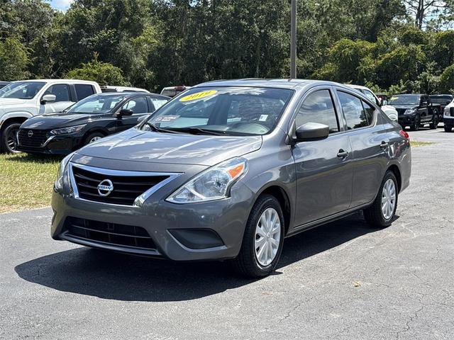 Photo of 2019 Gun Metallic Nissan Versa