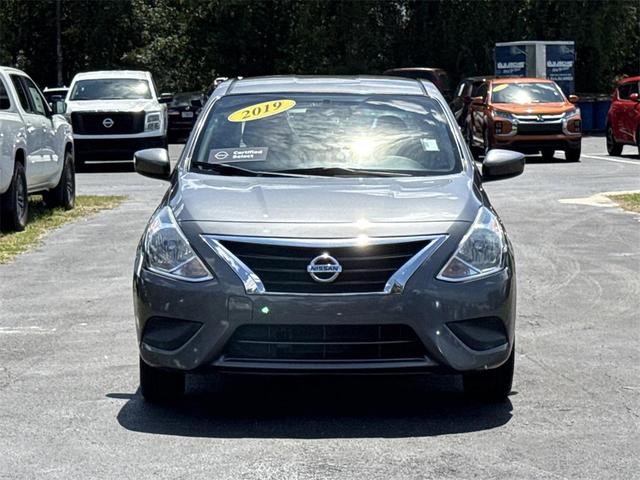 Photo of 2019 Gun Metallic Nissan Versa