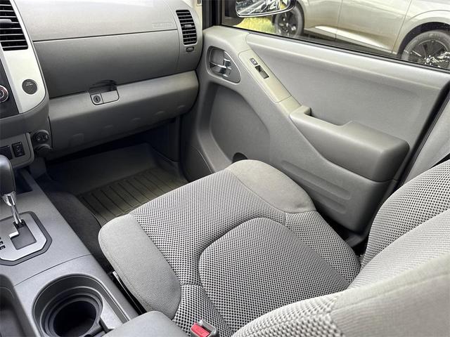 Photo of 2021 Magnetic Black Pearl Nissan Frontier