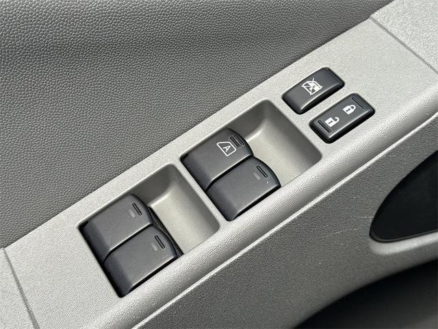 Photo of 2021 Magnetic Black Pearl Nissan Frontier