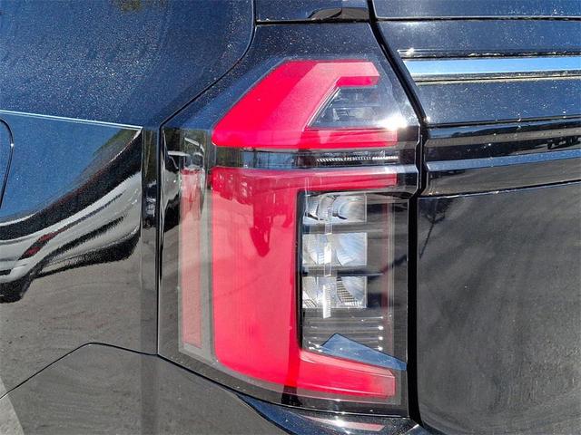Photo of 2025 Super Black Nissan Armada