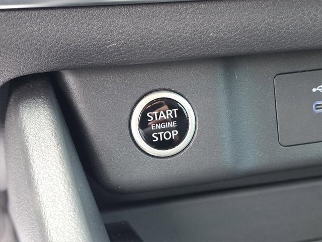 Photo of 2023 Super Black Nissan Rogue