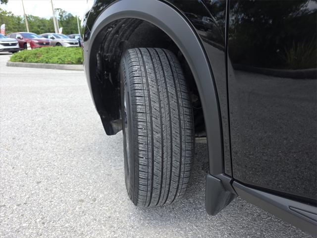 Photo of 2023 Super Black Nissan Rogue