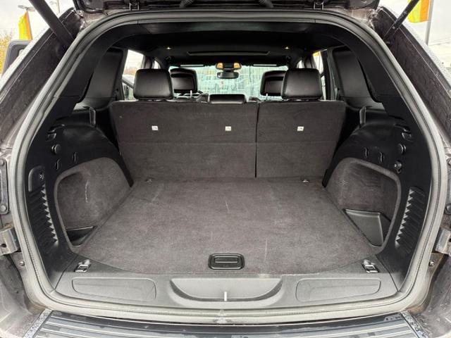 Photo of 2020 Gray Jeep Grand Cherokee