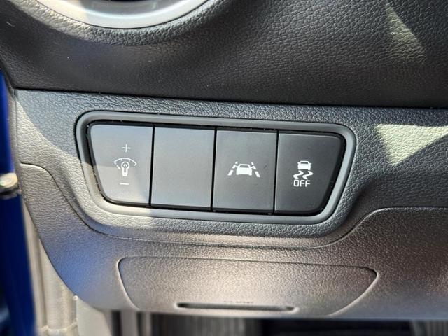 Photo of 2019 Blue Kia Forte