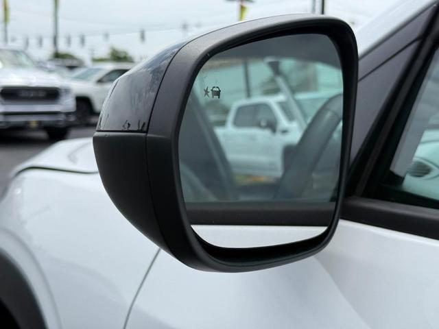 Photo of 2024 White Chevrolet Trax