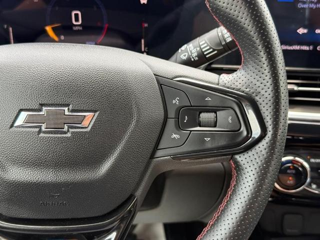 Photo of 2024 White Chevrolet Trax
