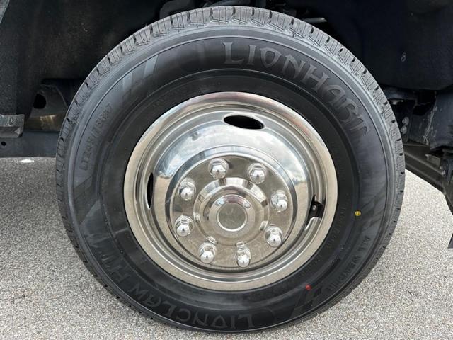 Photo of 2024 Black Ford F-350