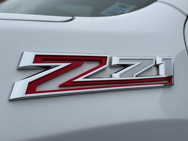 Photo of 2019 White Chevrolet Silverado 1500