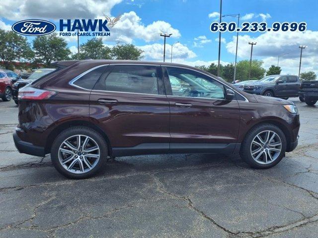 Photo of 2022 Burgundy Velvet Metallic Tinted Clearcoat Ford Edge