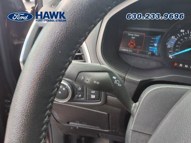 Photo of 2022 Burgundy Velvet Metallic Tinted Clearcoat Ford Edge