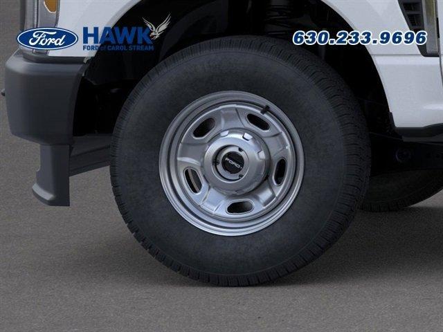 Photo of 2026 Oxford White Ford F-250