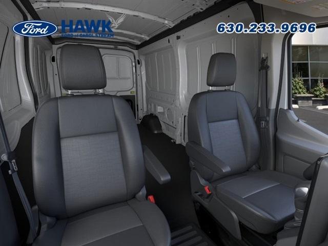 Photo of 2025 Oxford White Ford Transit-250