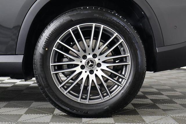 Photo of 2026 Graphite Grey Metallic Mercedes-Benz GLC 300
