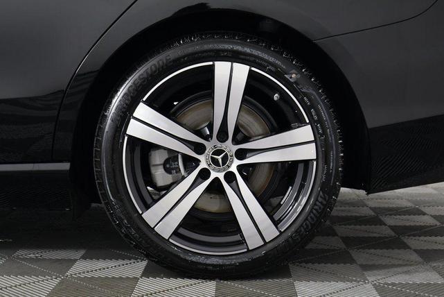 Photo of 2025 Black Mercedes-Benz C-Class