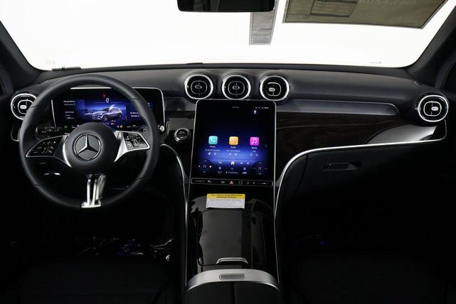 Photo of 2026 149 Mercedes-Benz GLC 300