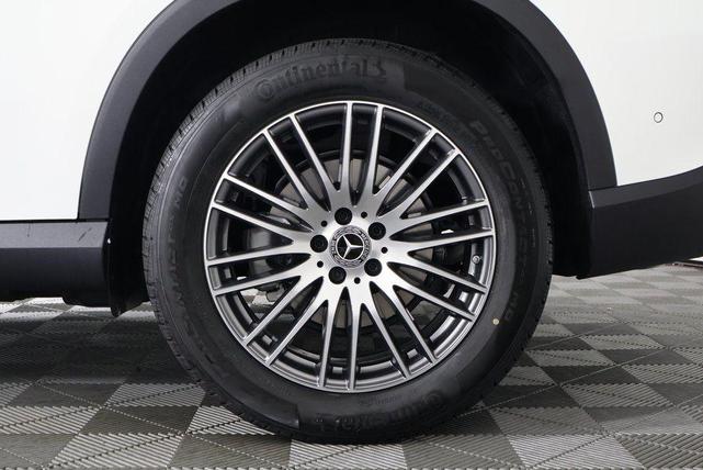 Photo of 2026 149 Mercedes-Benz GLC 300