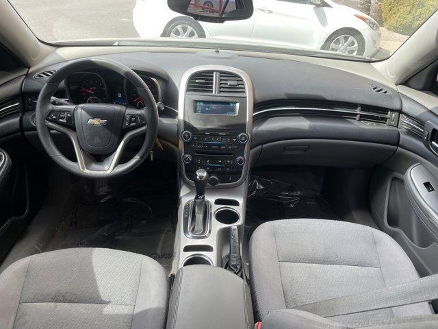 Photo of 2015 Ashen Gray Metallic Chevrolet Malibu
