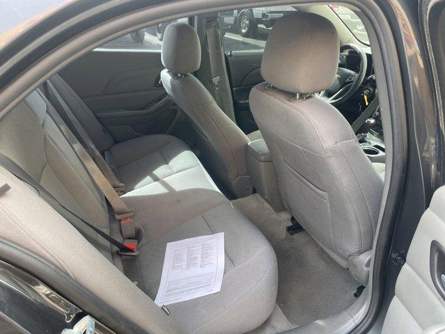 Photo of 2015 Ashen Gray Metallic Chevrolet Malibu